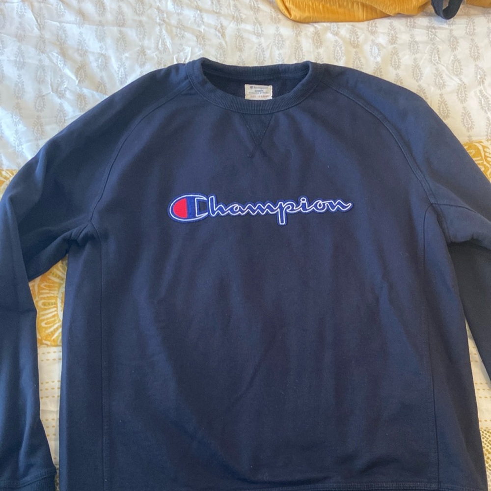 Women’s crewneck champion sweatshirt-size xl